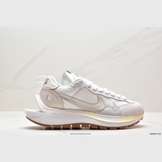 Sacai X Nike regasus vaporrly